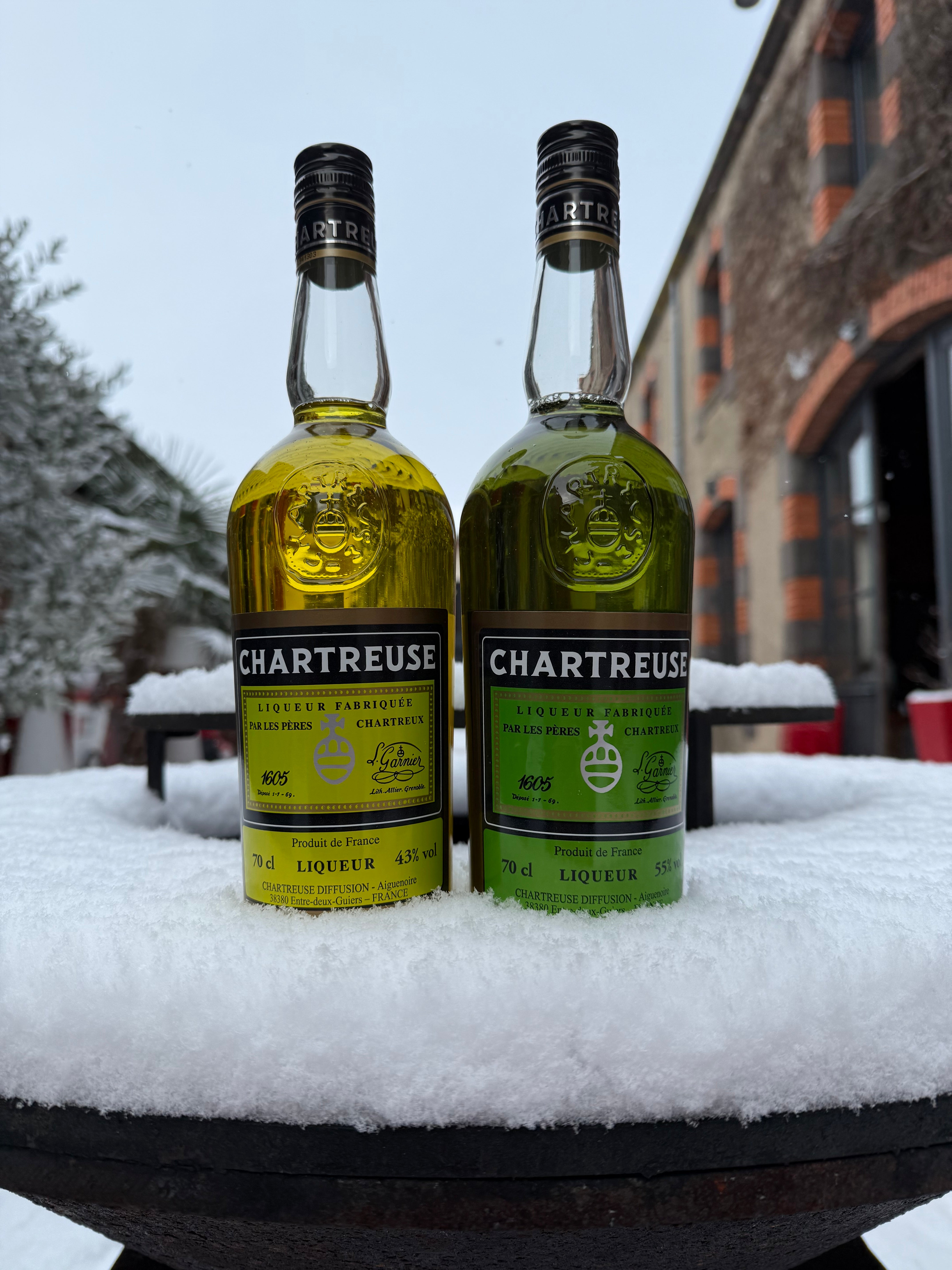 ワイン CHARTREUSE Green & Yellow Chartreuse: the legendary liqueurs of the