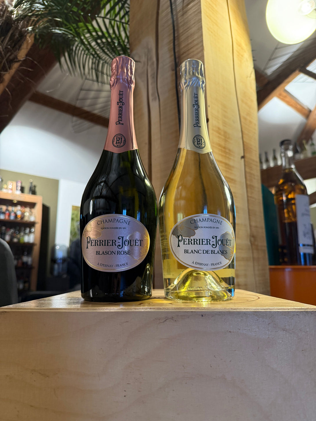 Perrier-Jouët : l’élégance florale en deux expressions