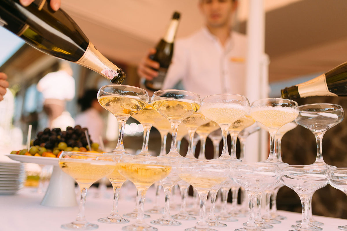 CHAMPAGNE
